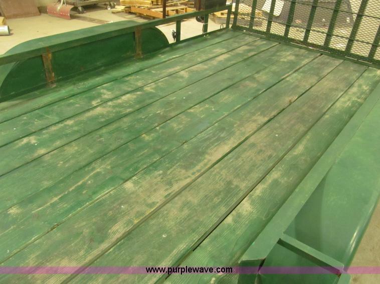 image for item F7193 2005 Outlaw 22' utility trailer