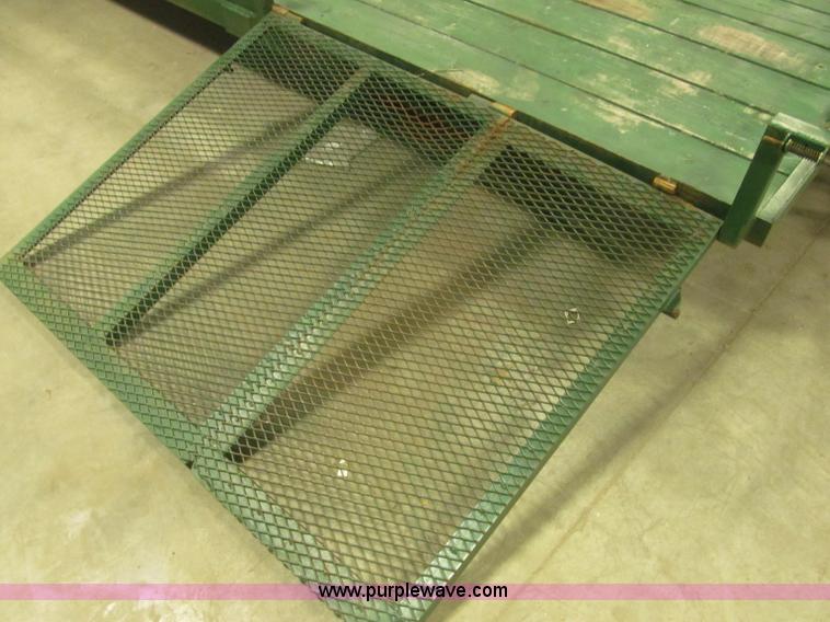 image for item F7193 2005 Outlaw 22' utility trailer