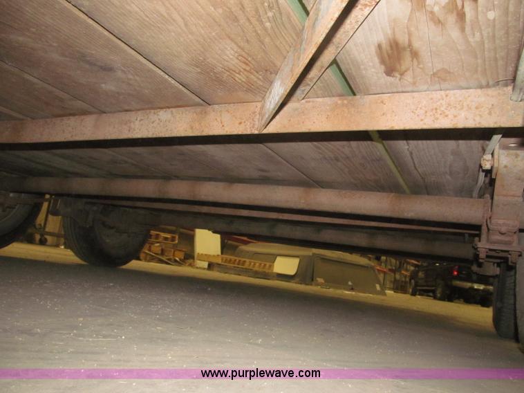 image for item F7193 2005 Outlaw 22' utility trailer