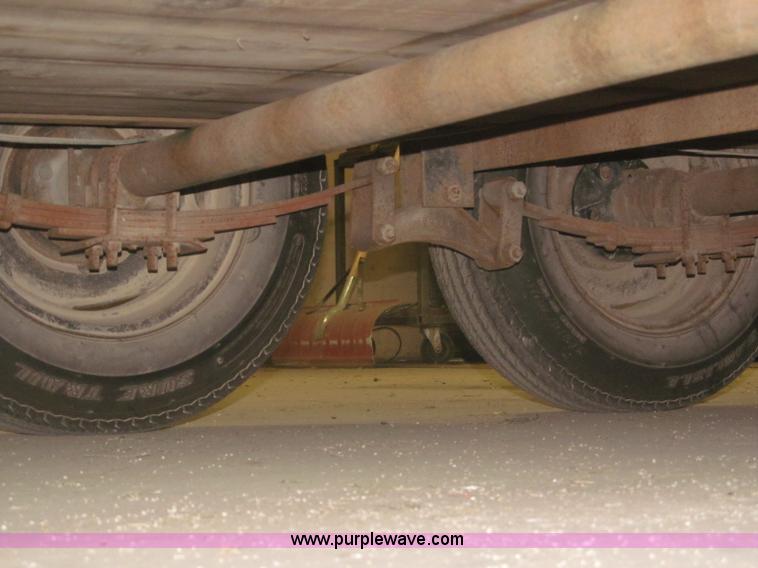 image for item F7193 2005 Outlaw 22' utility trailer