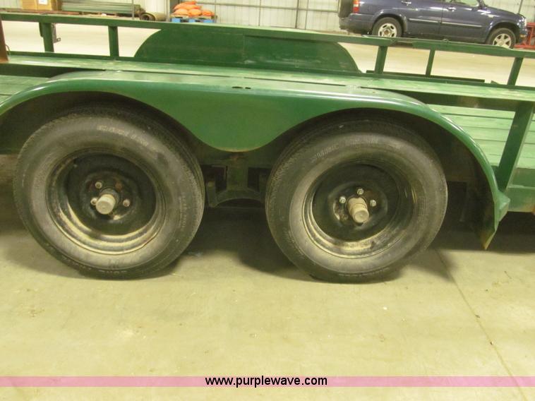 image for item F7193 2005 Outlaw 22' utility trailer