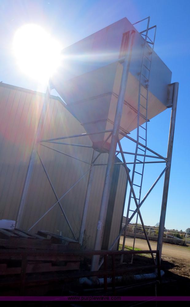 image for item F8038 Approximately 600 bushel overhead bin