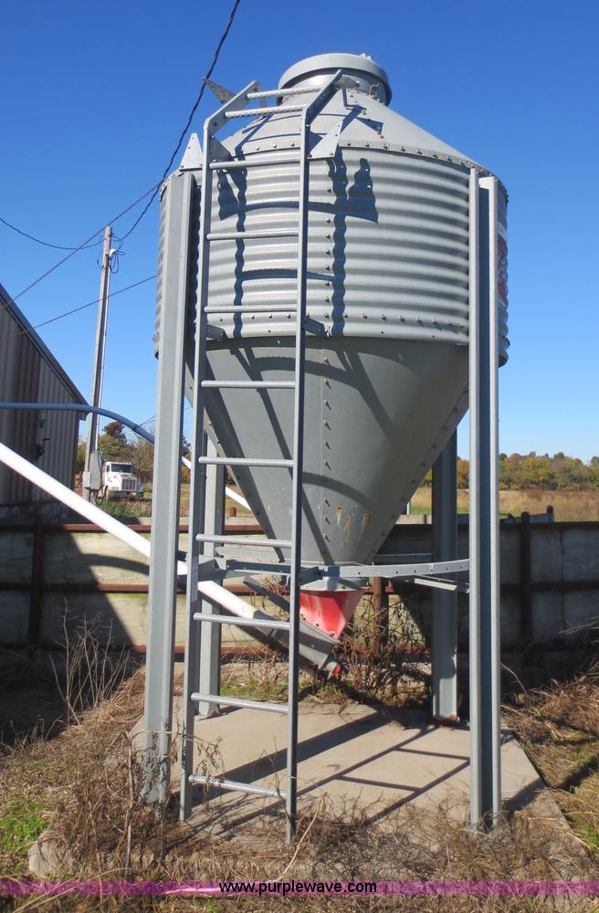 image for item F8041 (2) Chore-time vertical storage bins