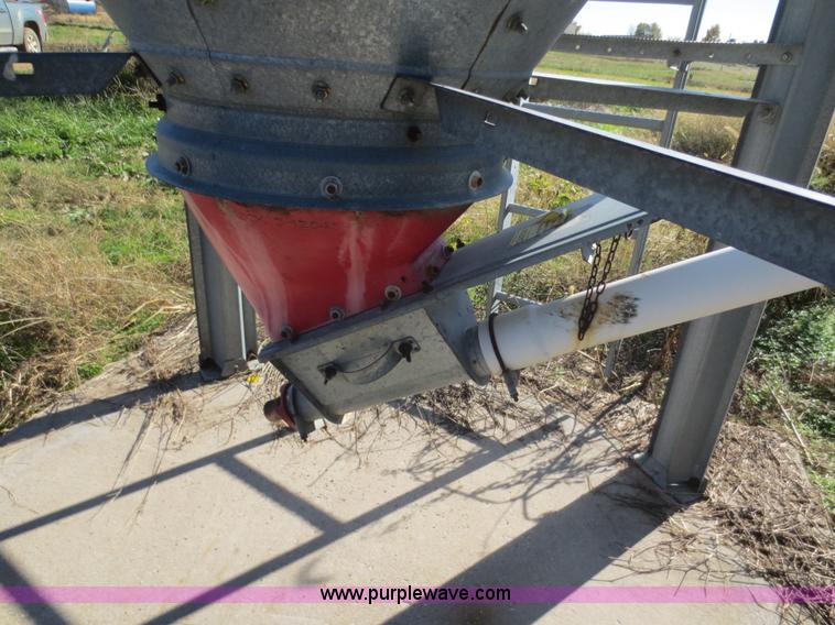 image for item F8041 (2) Chore-time vertical storage bins