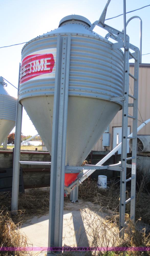 image for item F8041 (2) Chore-time vertical storage bins