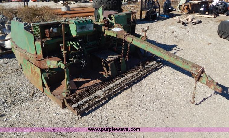 image for item H3975 Layton TB800 paver