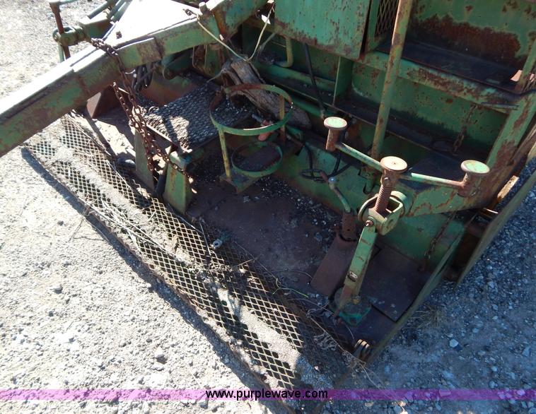 image for item H3975 Layton TB800 paver