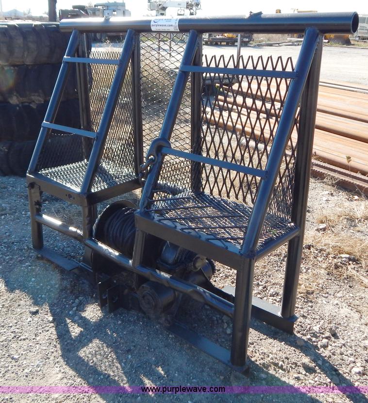 image for item H3977 Tulsa winch