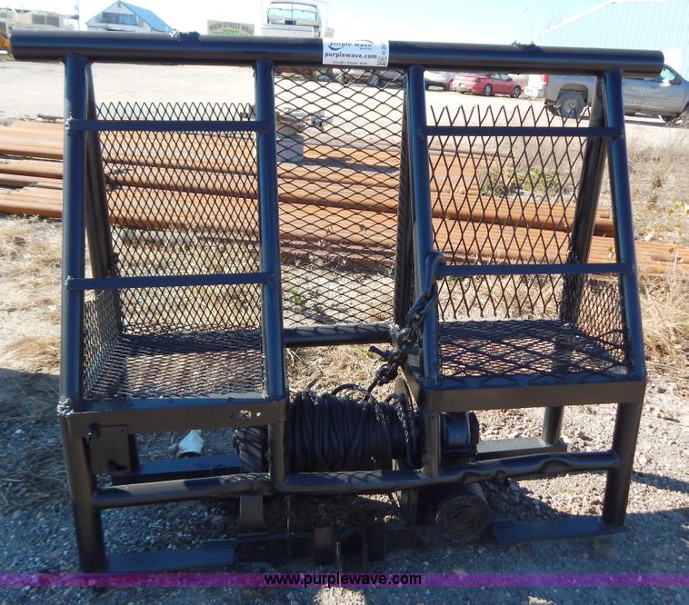 image for item H3977 Tulsa winch