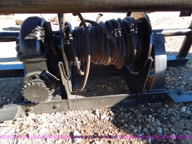 image for item H3977 Tulsa winch