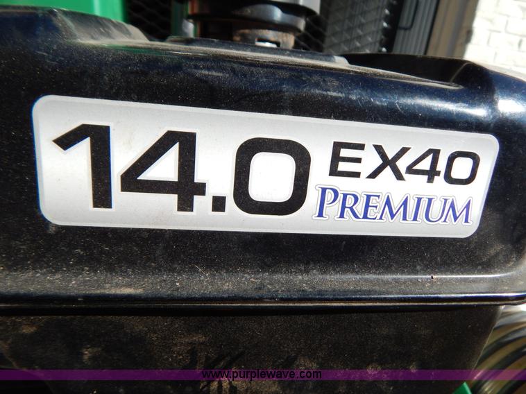 image for item H3999 2011 Billy Goat D21401SE lawn and leaf debris loader