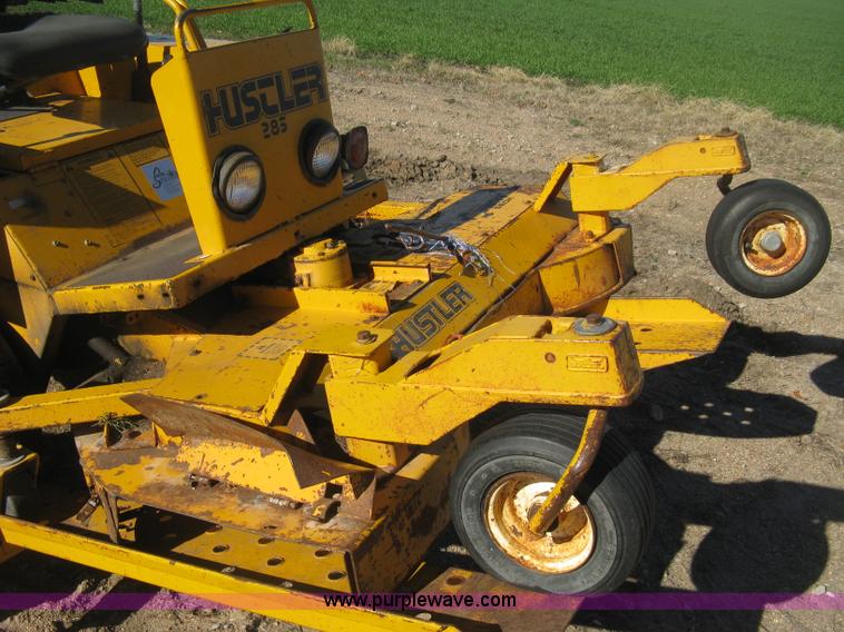 image for item H4382 Hustler 285 ZTR lawn mower