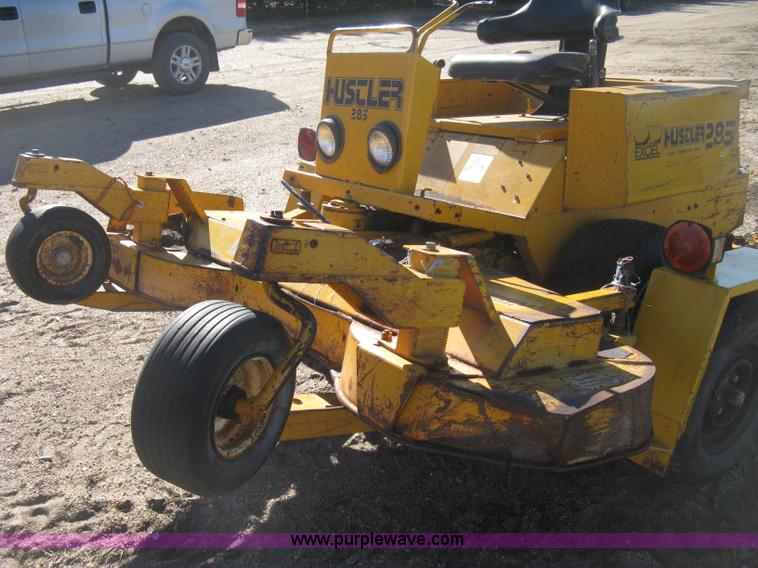 image for item H4382 Hustler 285 ZTR lawn mower