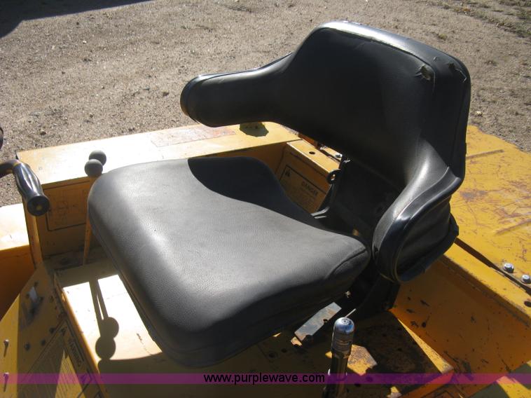 image for item H4382 Hustler 285 ZTR lawn mower