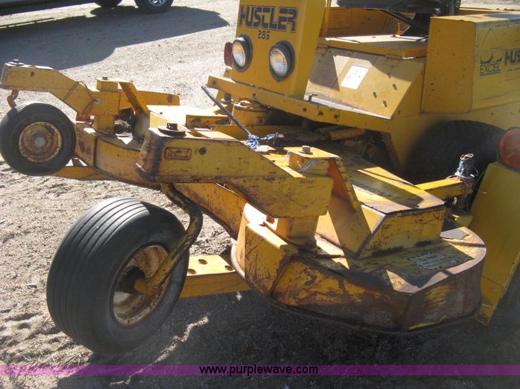 image for item H4382 Hustler 285 ZTR lawn mower