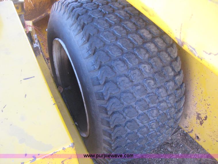 image for item H4382 Hustler 285 ZTR lawn mower