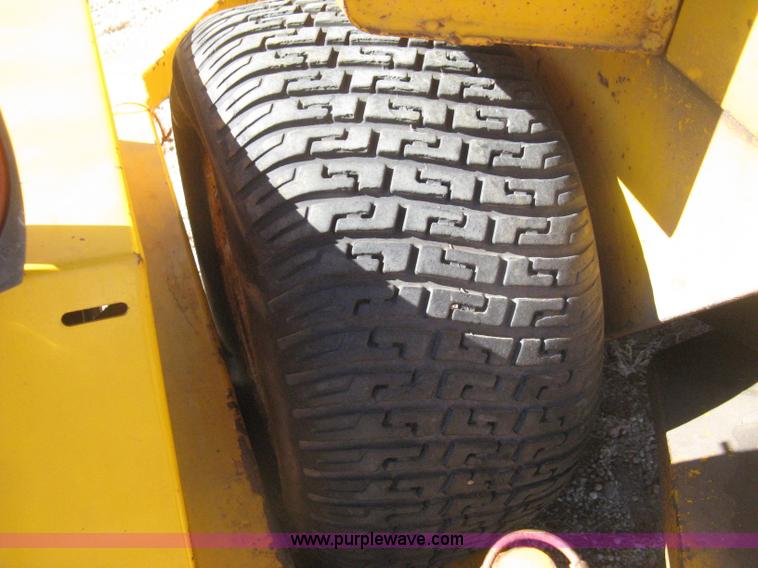 image for item H4382 Hustler 285 ZTR lawn mower