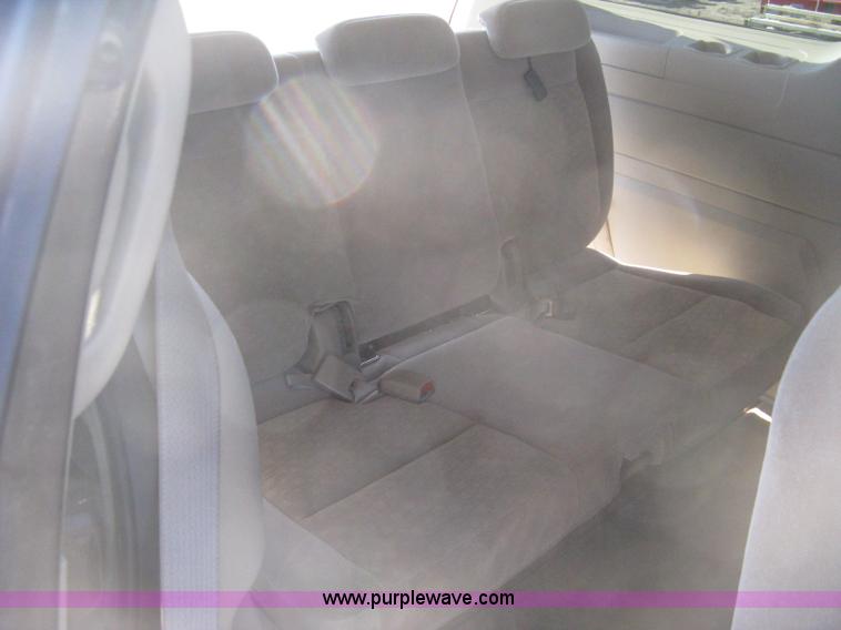 image for item H4388 2006 Ford Freestar SE van