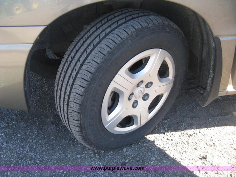 image for item H4388 2006 Ford Freestar SE van