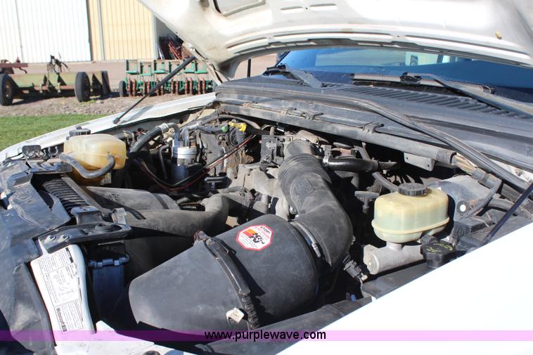 image for item H7888 1999 Ford F250 Super Duty XLT SuperCab pickup truck