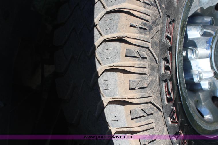 image for item H7888 1999 Ford F250 Super Duty XLT SuperCab pickup truck