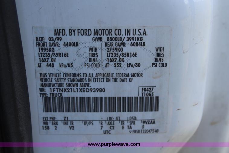 image for item H7888 1999 Ford F250 Super Duty XLT SuperCab pickup truck