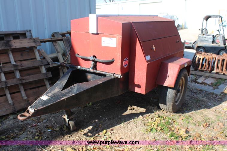 image for item H7919 Smith air compressor