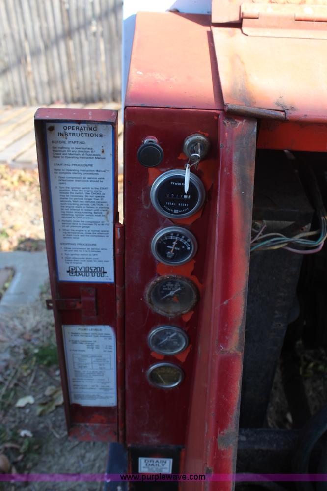 image for item H7919 Smith air compressor