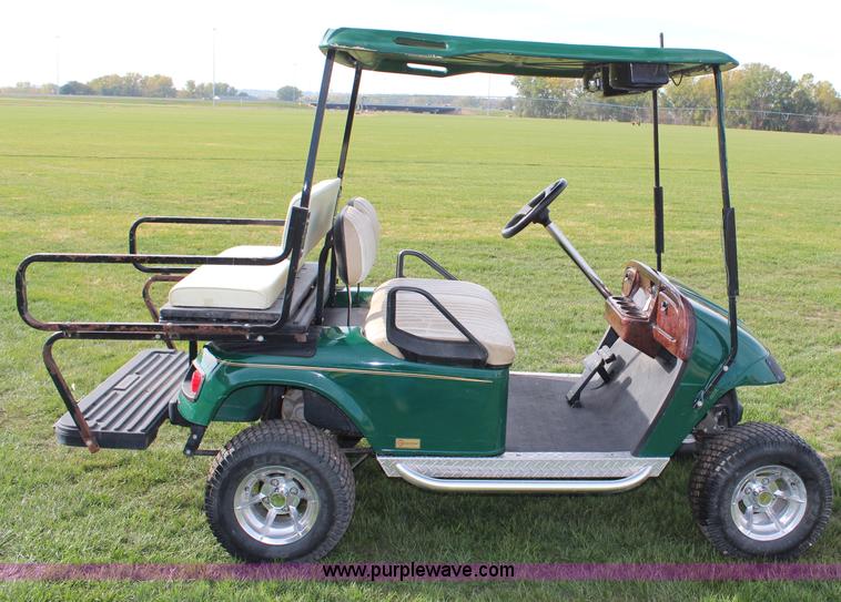 image for item H7972 Ez-go golf cart