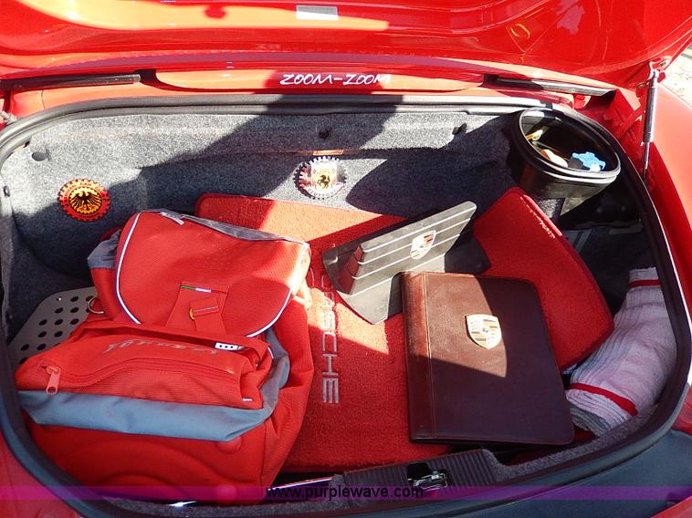 image for item H9502 1999 Porsche Boxster