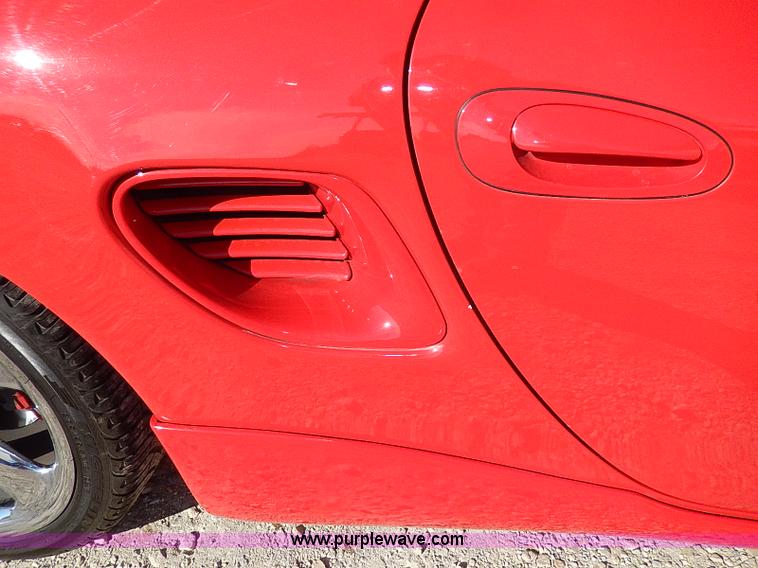 image for item H9502 1999 Porsche Boxster