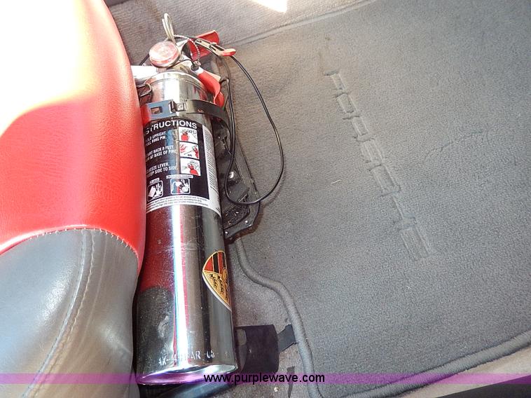 image for item H9502 1999 Porsche Boxster