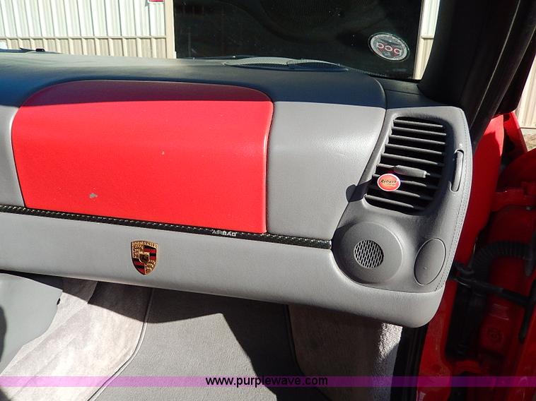 image for item H9502 1999 Porsche Boxster