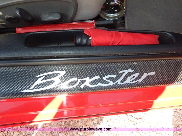 image for item H9502 1999 Porsche Boxster