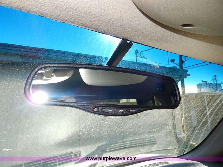 image for item H9541 2002 Chevrolet Tahoe LS SUV