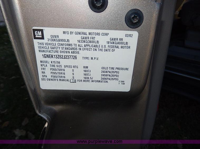 image for item H9541 2002 Chevrolet Tahoe LS SUV