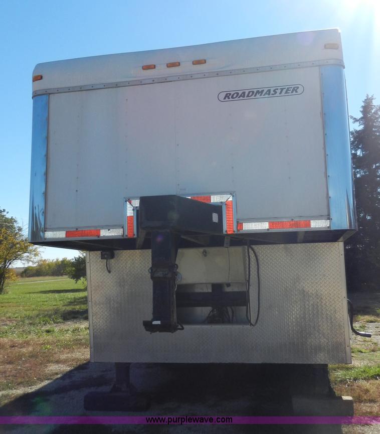 image for item H9567 2002 Roadmaster 46' gooseneck trailer