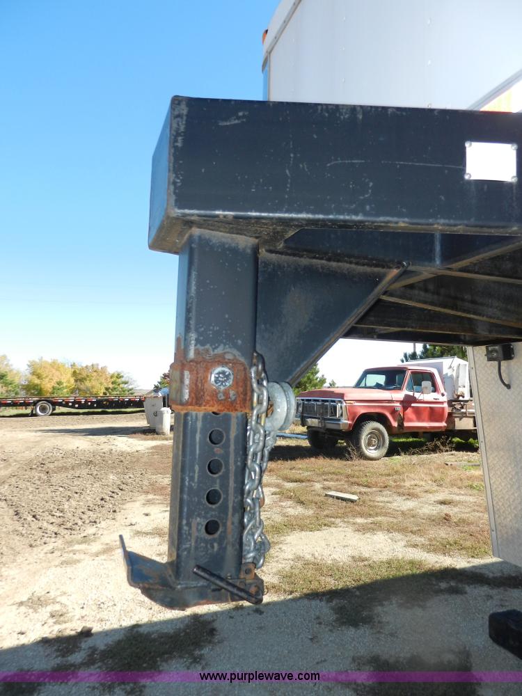 image for item H9567 2002 Roadmaster 46' gooseneck trailer