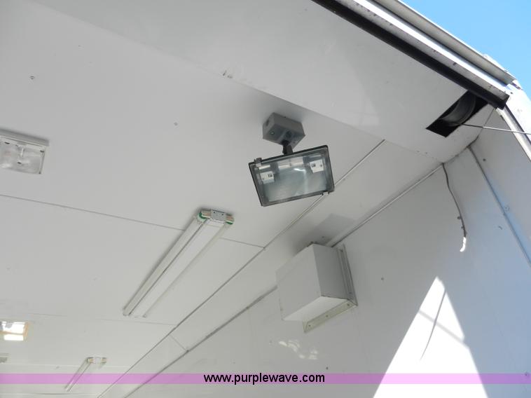 image for item H9567 2002 Roadmaster 46' gooseneck trailer