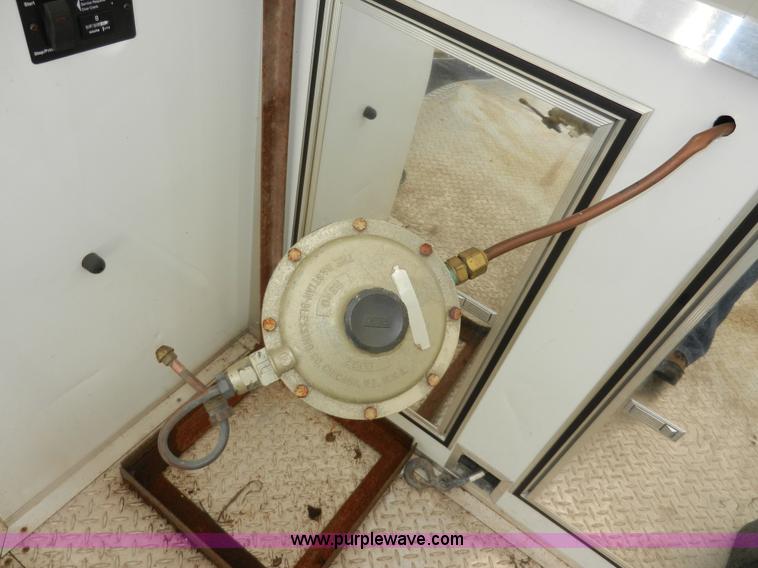 image for item H9567 2002 Roadmaster 46' gooseneck trailer