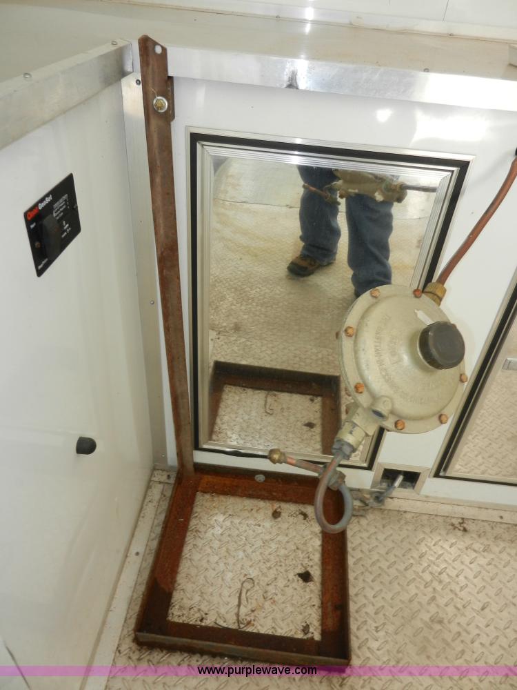 image for item H9567 2002 Roadmaster 46' gooseneck trailer