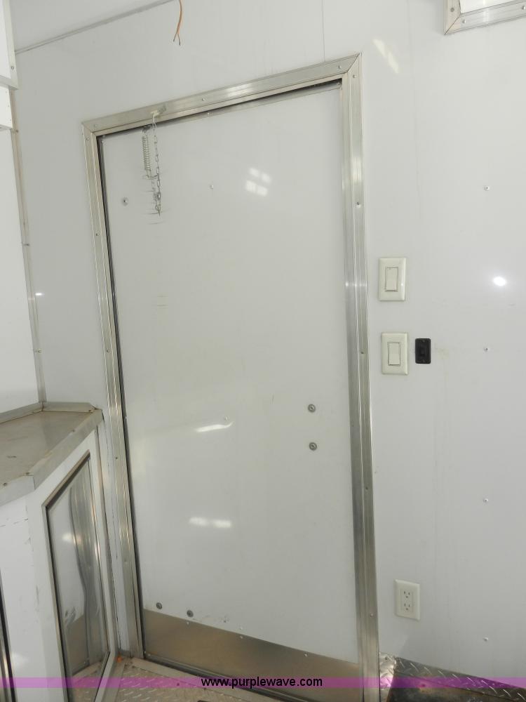 image for item H9567 2002 Roadmaster 46' gooseneck trailer