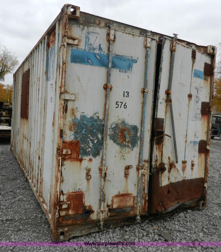 Dry storage shipping container in Kansas City, KS Item H9578 sold