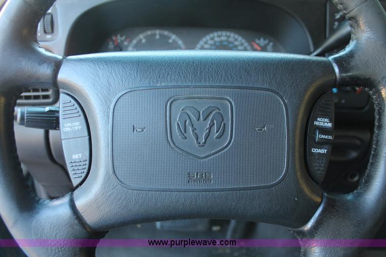 image for item I4700 2001 Dodge Ram 1500 Sport Quad Cab pickup truck