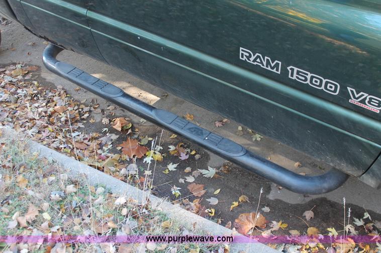 image for item I4700 2001 Dodge Ram 1500 Sport Quad Cab pickup truck