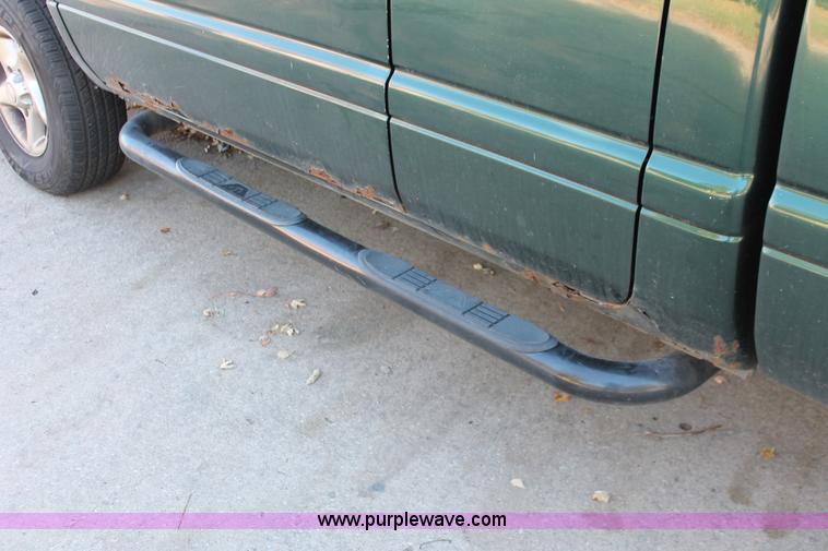 image for item I4700 2001 Dodge Ram 1500 Sport Quad Cab pickup truck