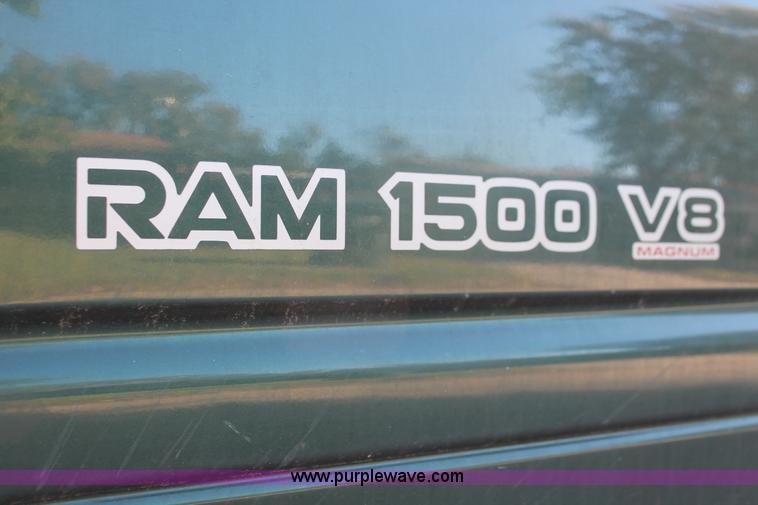 image for item I4700 2001 Dodge Ram 1500 Sport Quad Cab pickup truck