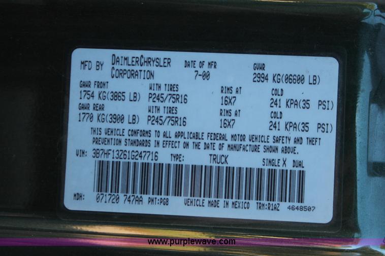 image for item I4700 2001 Dodge Ram 1500 Sport Quad Cab pickup truck