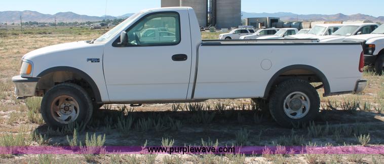 image for item I7805 1997 Ford F150 XL pickup truck