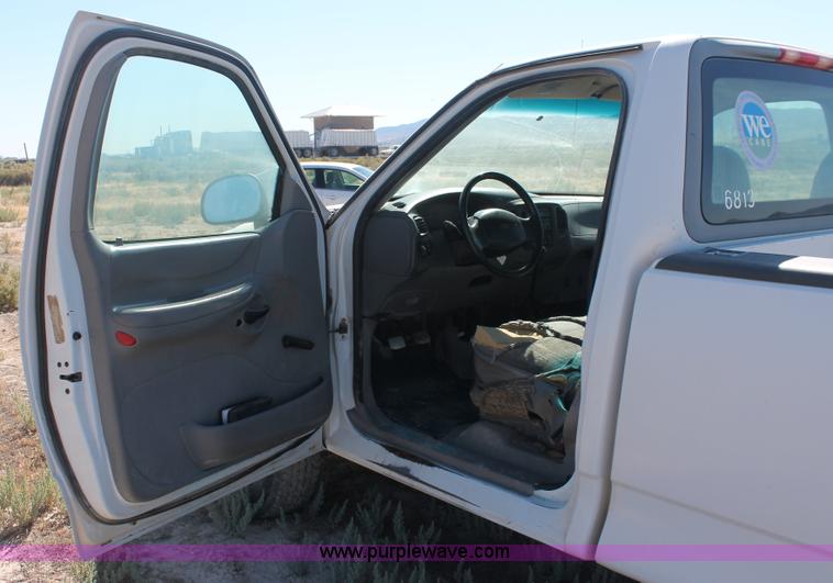 image for item I7805 1997 Ford F150 XL pickup truck